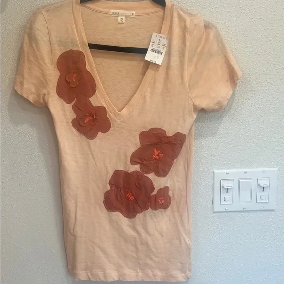 J. Crew Peach V-Neck Tee with Red Floral Accents NWT - Picture 6 of 7